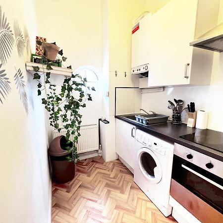 Апартаменты Ultimate Getaway In Camden Town Лондон Экстерьер фото